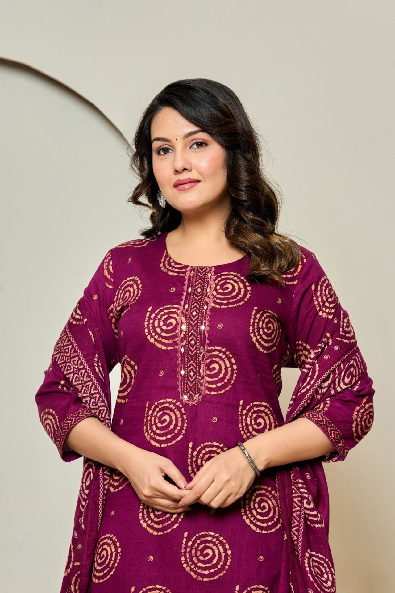 Mehira Maroon Bandhej Kurta Set