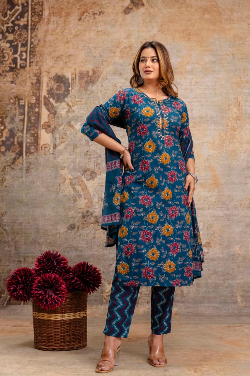 Zaria - Floral Kurti Set
