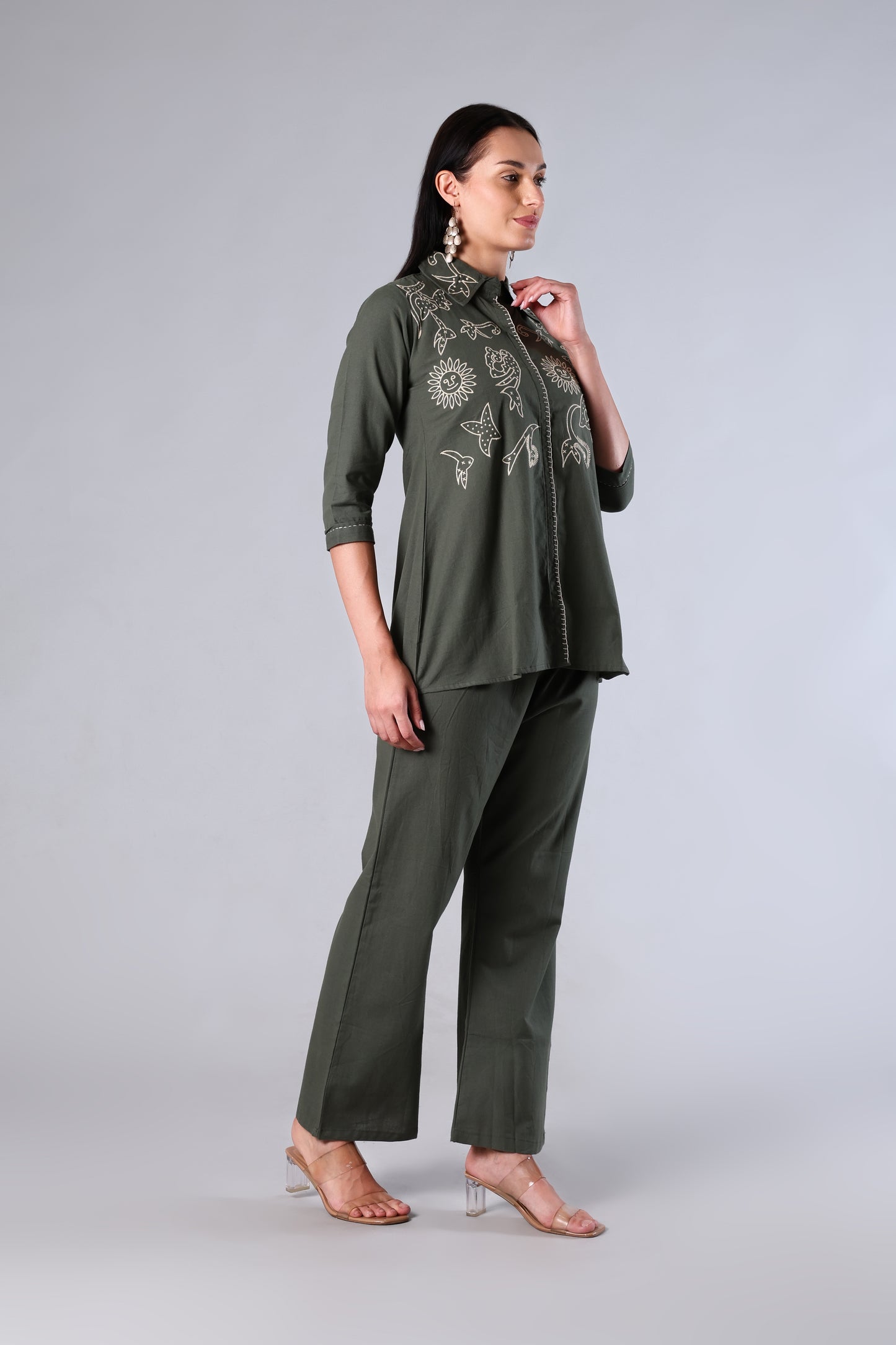 Vamika | Green Embroidered Khadi Cotton Suit Set