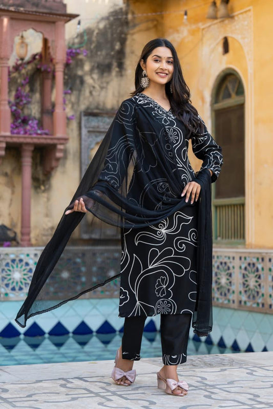 Noir Bloom Kurta Set