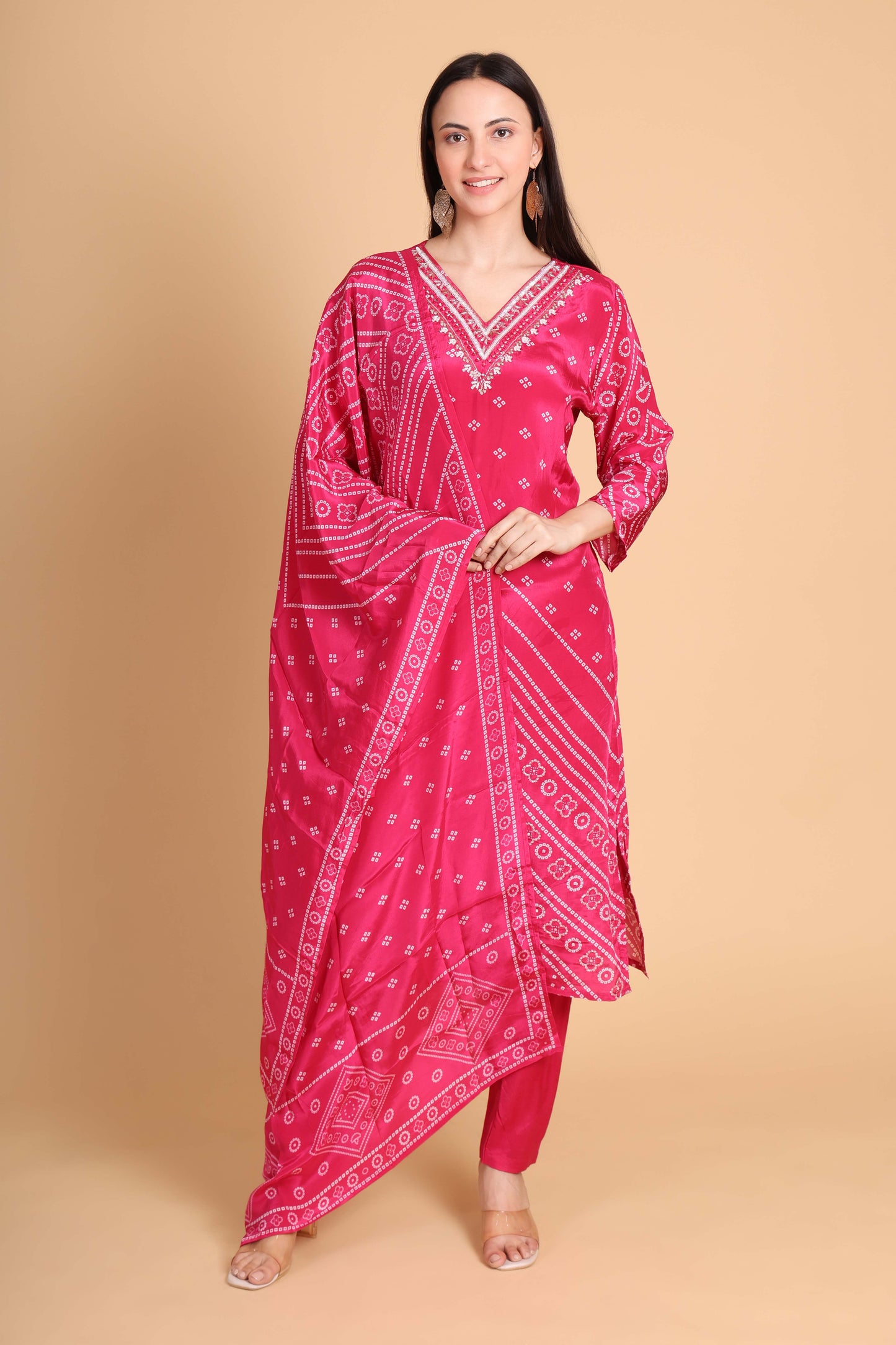 Crepe Bandhani Printed Kurta Set with Handwork Neck – Pink
