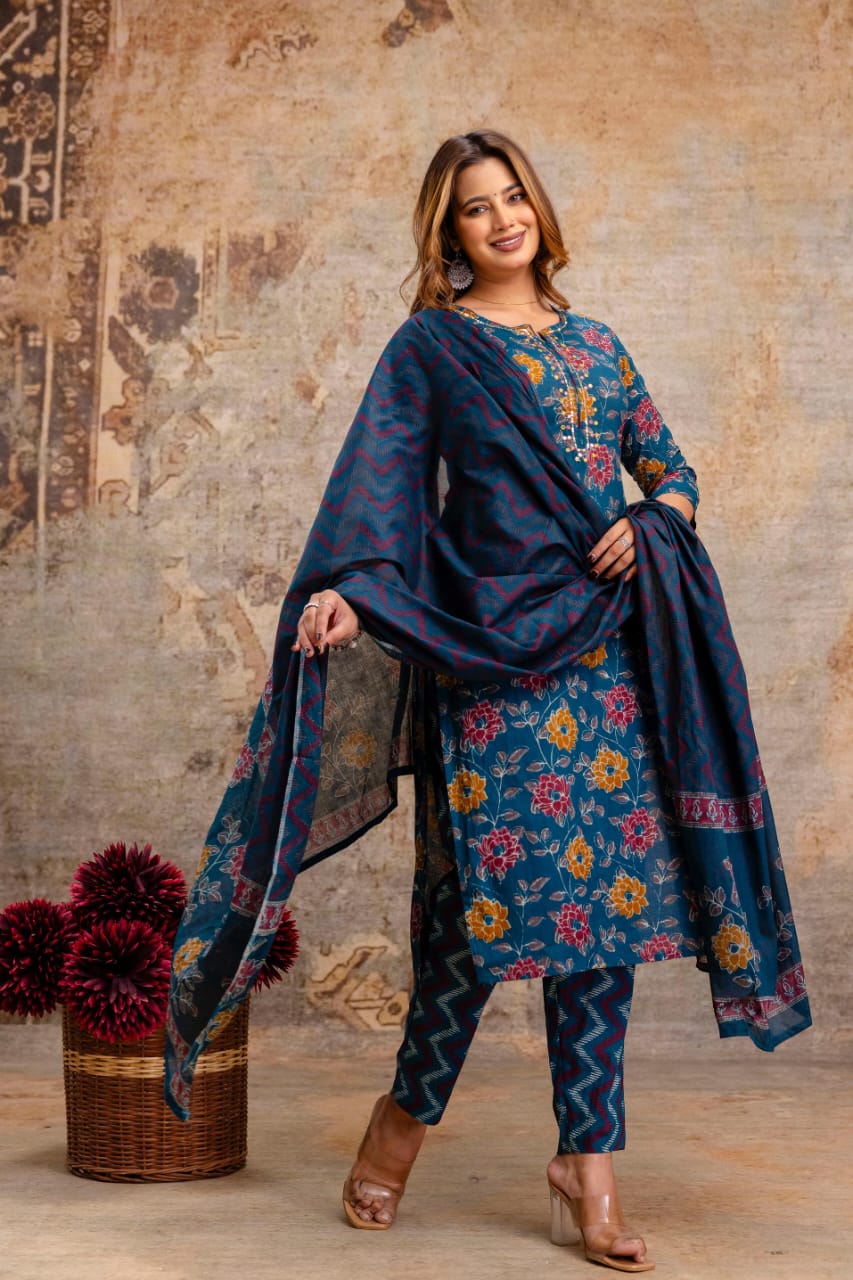 Zaria - Floral Kurti Set